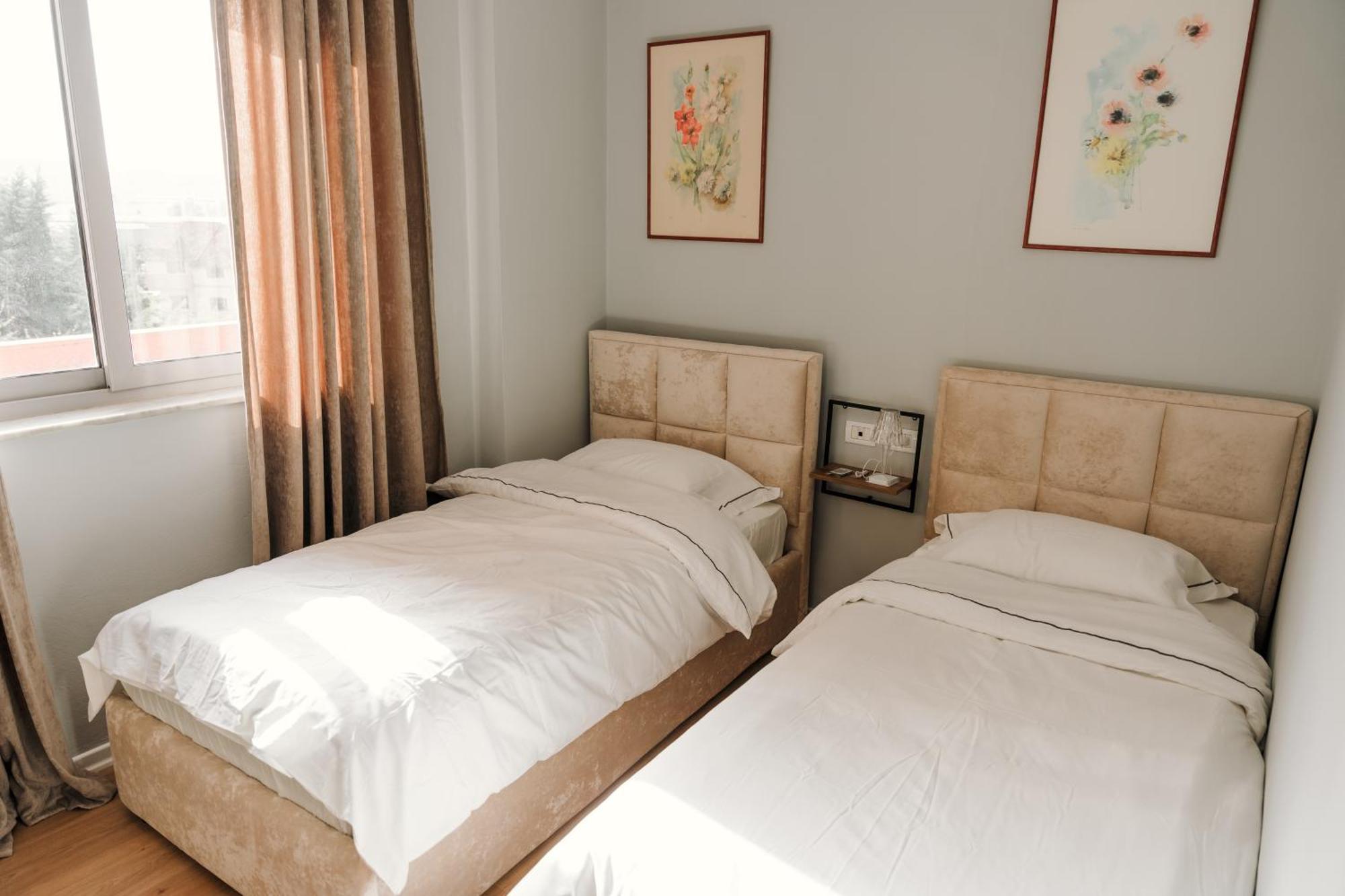 Urban Hotel Tirana Exterior photo